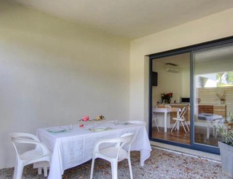 Appartement Tranquille En Bas De Villa Afa Екстериор снимка